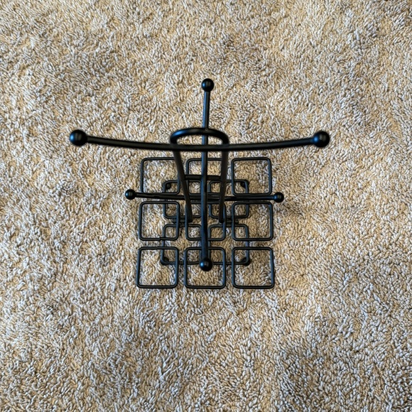 Anchor Hocking Black Matrix Mug Tree - Picture 2 of 4